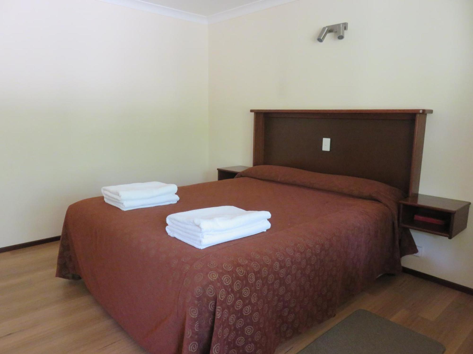Siesta Park Holiday Resort Absolute Beachfront Resort بوسيلتون المظهر الخارجي الصورة