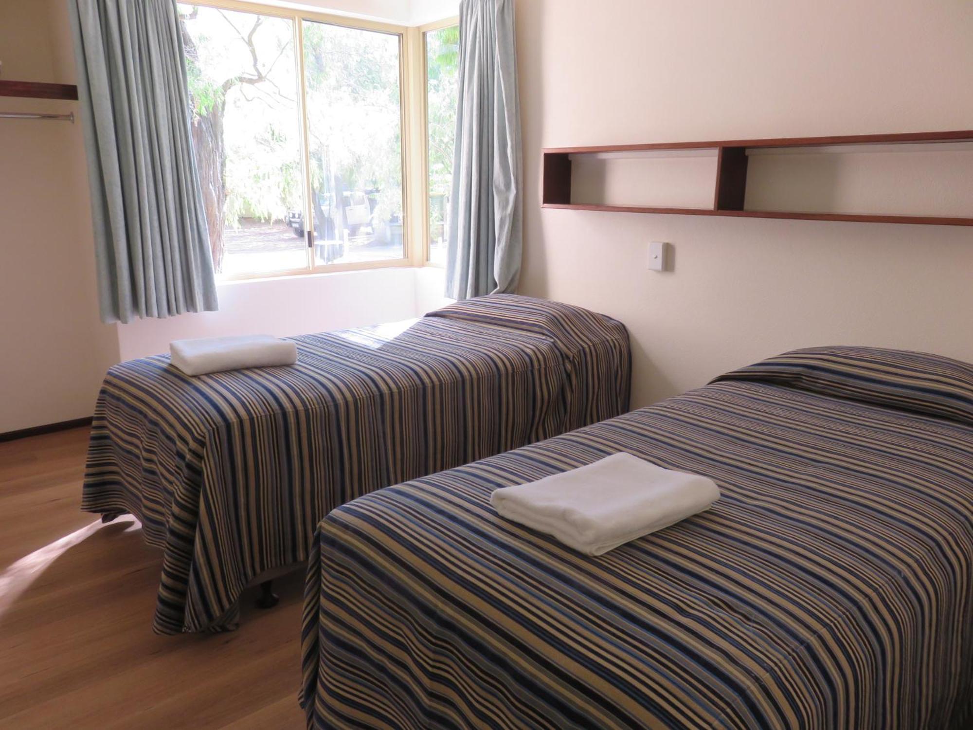 Siesta Park Holiday Resort Absolute Beachfront Resort بوسيلتون المظهر الخارجي الصورة